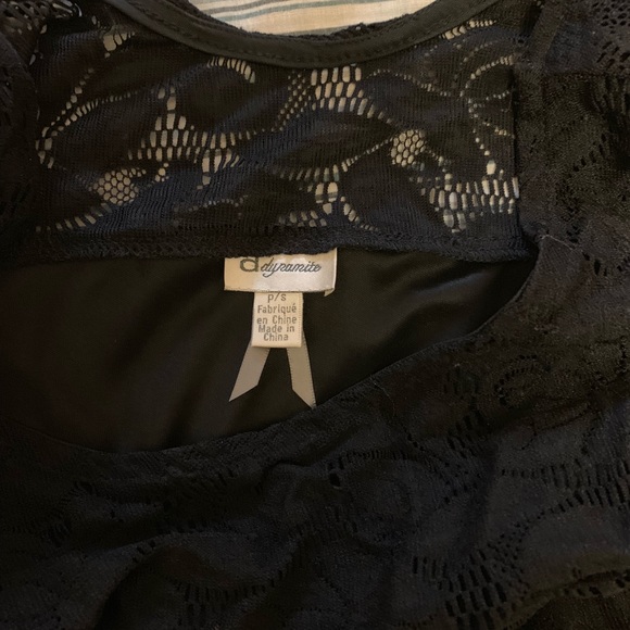 Black lace dress - Picture 2 of 5